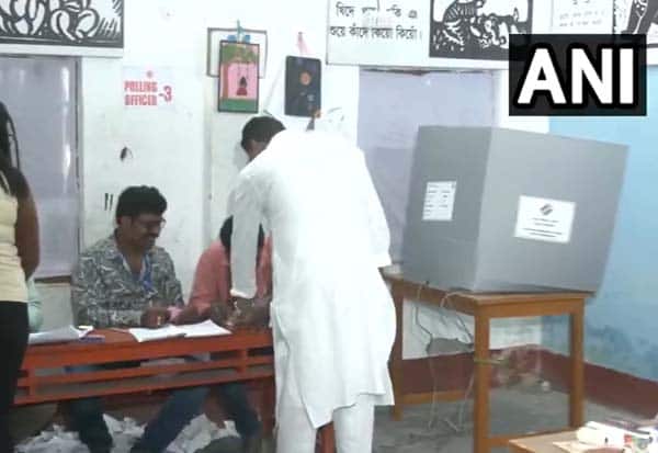மேற்கு வங்க முதற்கட்டத் தேர்தல்: 11 மணி நிலவரப்படி 41.11% ஓட்டுப்பதிவு