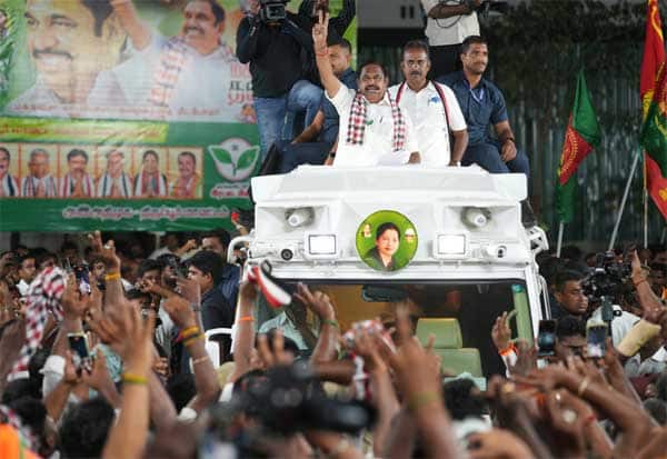 தொகுதி மறுவரையறை: பாஜ ஸ்டாலின் முகத்தில் கரி பூசியது என இபிஎஸ் கூறல்