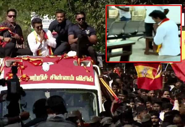 திருச்சியில் விஜய் ரோடு ஷோ; அந்தோணியார் சர்ச்சில் மண்டியிட்டு பிரார்த்தனை