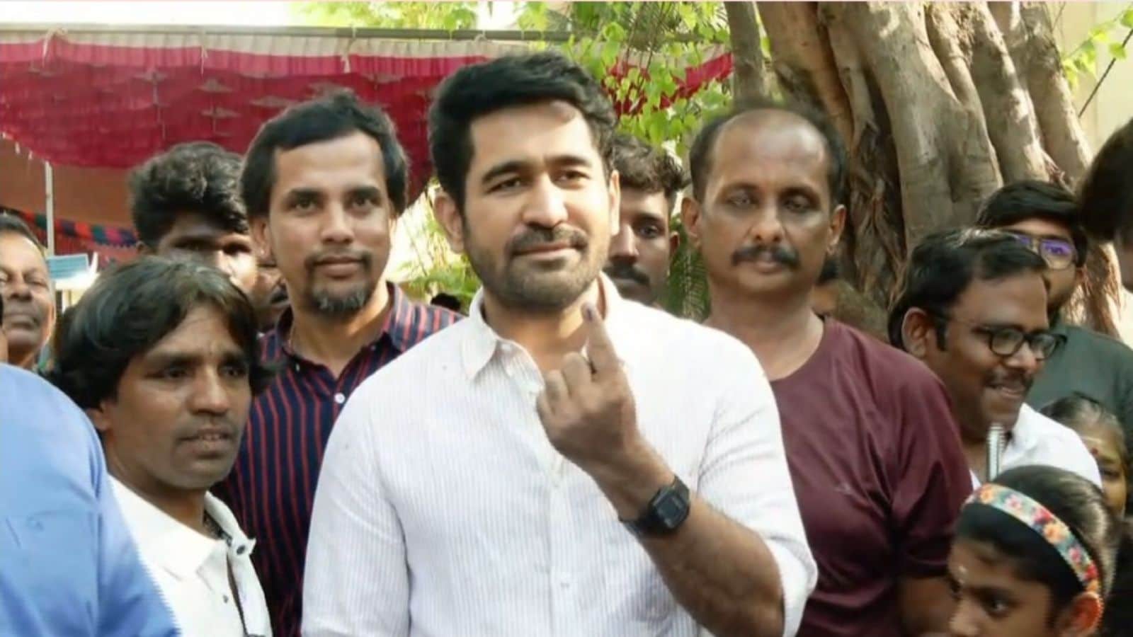 திமுக ஆட்சி மீண்டும் வருமா? – விஜய் ஆண்டனி சூசகமாக பதில்