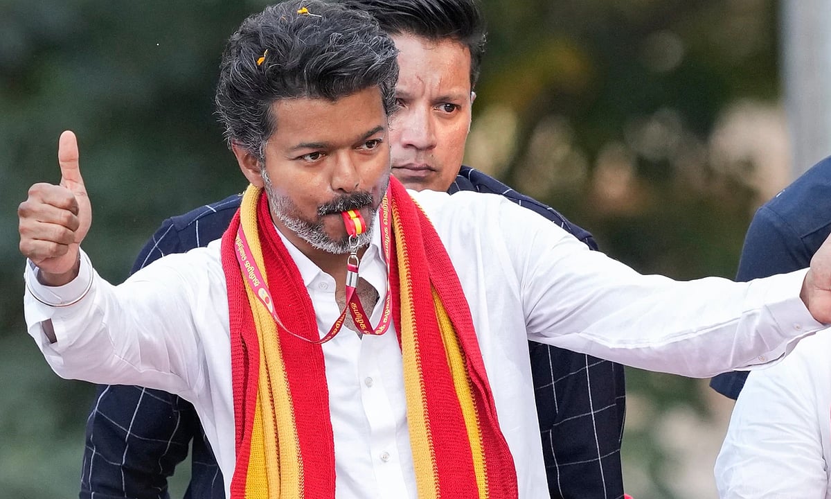 இரு தொகுதிகளில் போட்டியிட்ட விஜய் – வாக்கு சதவீத நிலவரம்