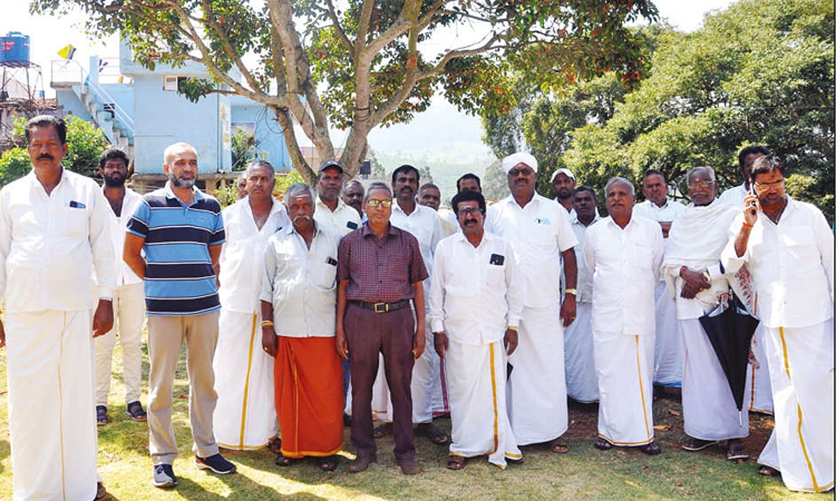 வனத்துறை கண்டித்து நீலகிரியில் நோட்டா வாக்களித்த மக்கள்