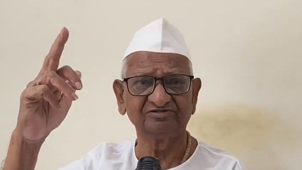 சுயநலத்திற்காக கட்சி மாற்றுவது சரியல்ல – அன்னா ஹசாரே