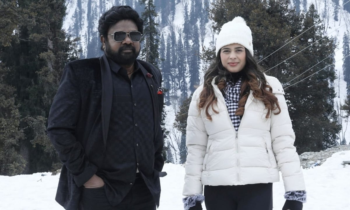 கமாண்டோவின் லவ் ஸ்டோரி: திரைப்பட விமர்சனம்