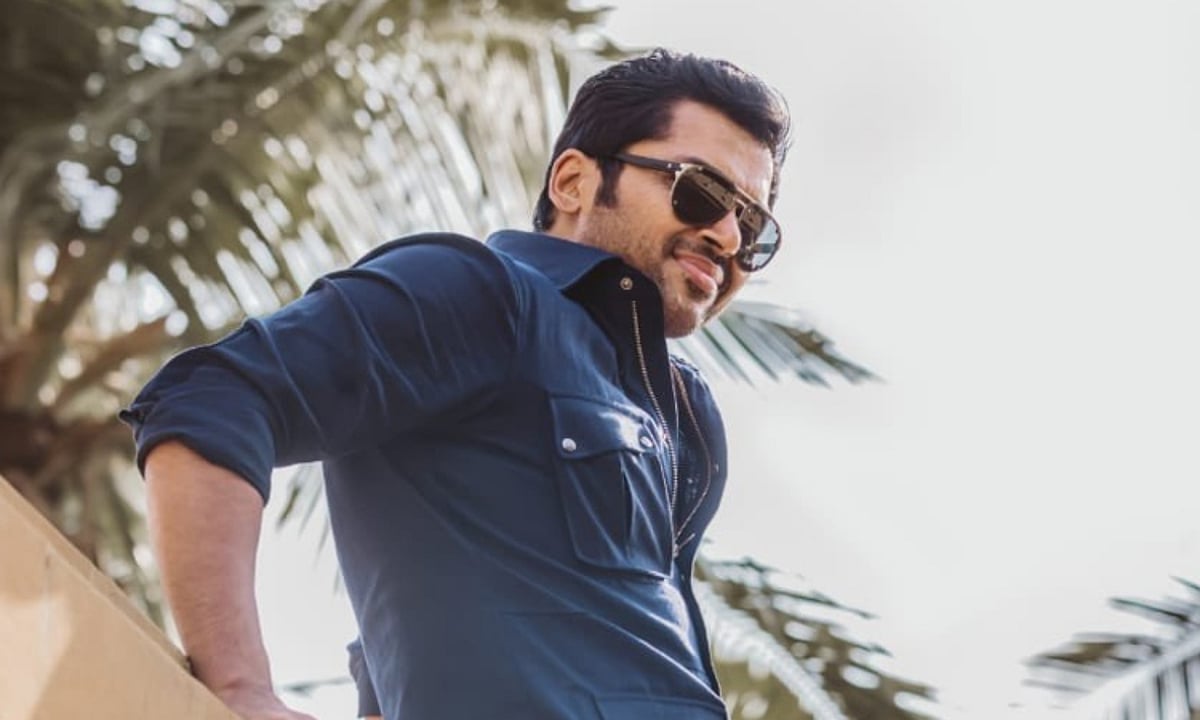 தெலுங்கு இயக்குனருடன் கார்த்தி இணைகிறார்