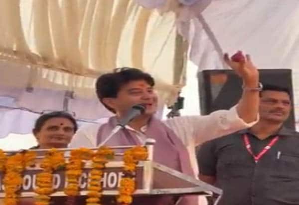 பாக்கெட்டில் வெங்காயம் வைத்தால் ஆபத்து இல்லை: மத்திய அமைச்சர் அட்வைஸ்