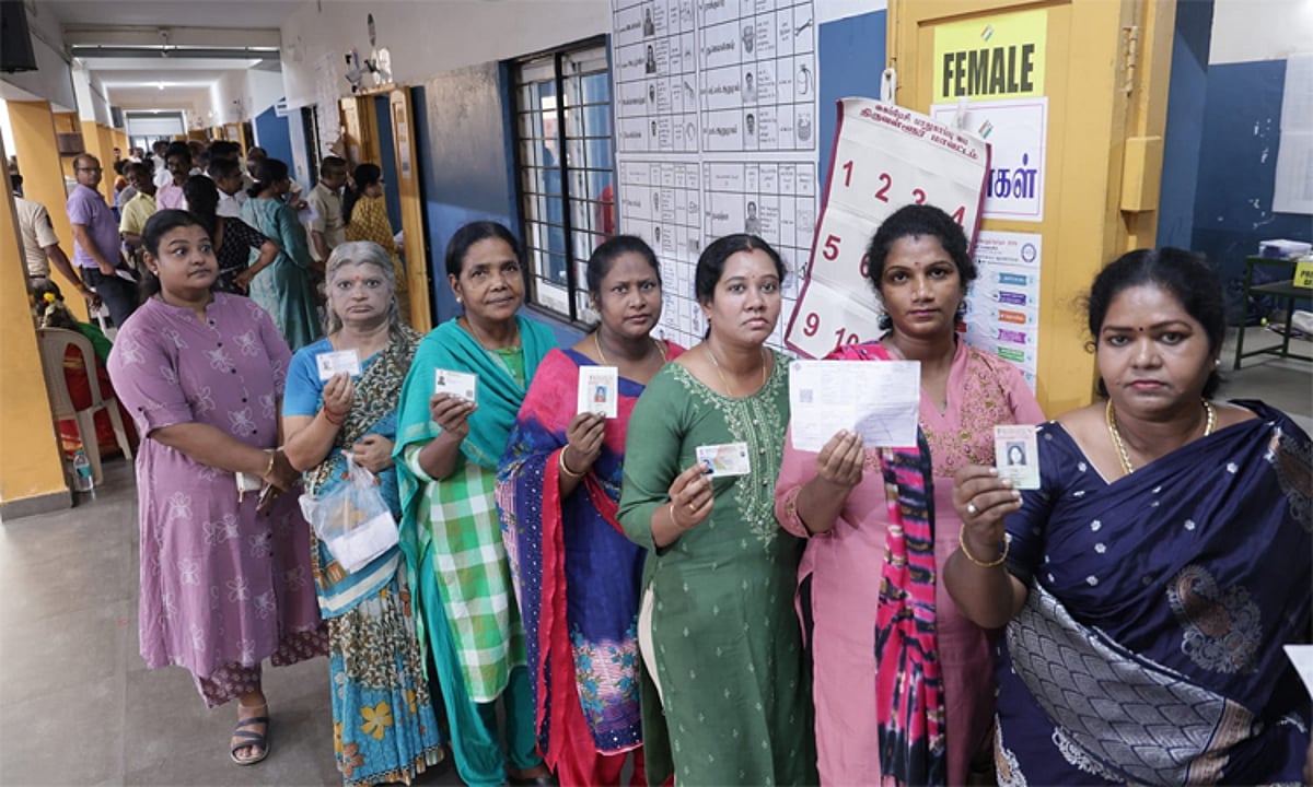 தமிழக சட்டமன்ற தேர்தல்: முதல் 2 மணி நேரத்தில் 13 தொகுதிகள் 20% வாக்குகளை கடந்தன