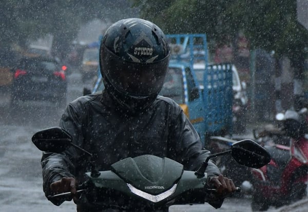 ஏப்ரல் 30ல் 6 மாவட்டங்களுக்கு கனமழை எச்சரிக்கை