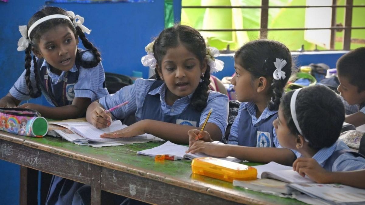 புதுச்சேரி அரசுப் பள்ளிகளில் 5ஆம் வகுப்பு முதல் இந்தி கட்டாயம்