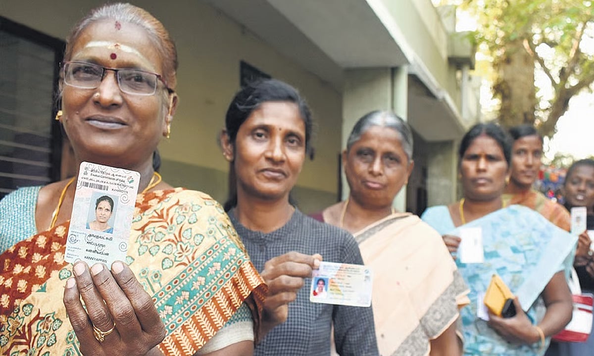 தமிழக சட்டசபை தேர்தல்: மாலை 5 மணி நிலவரம்- 82.24% வாக்குகள் பதிவு