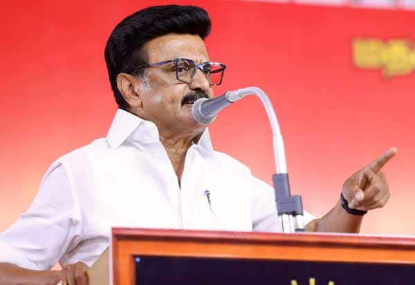 6 தலைப்புகளில் 20 அறிவிப்புகள்: சென்னைக்கான திமுக தேர்தல் அறிக்கை வெளியீடு