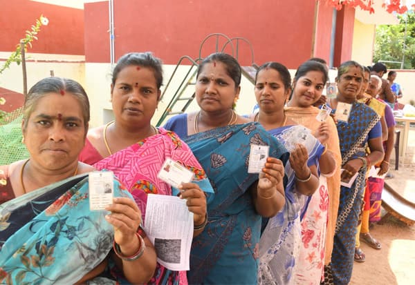 தமிழக சட்டசபை தேர்தல்: காலை 9 மணிக்கு 17.69% ஓட்டுப்பதிவு