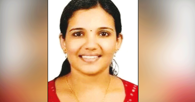 மாயமான நர்சு பம்பை ஆற்றில் பிணமாக மீட்பு