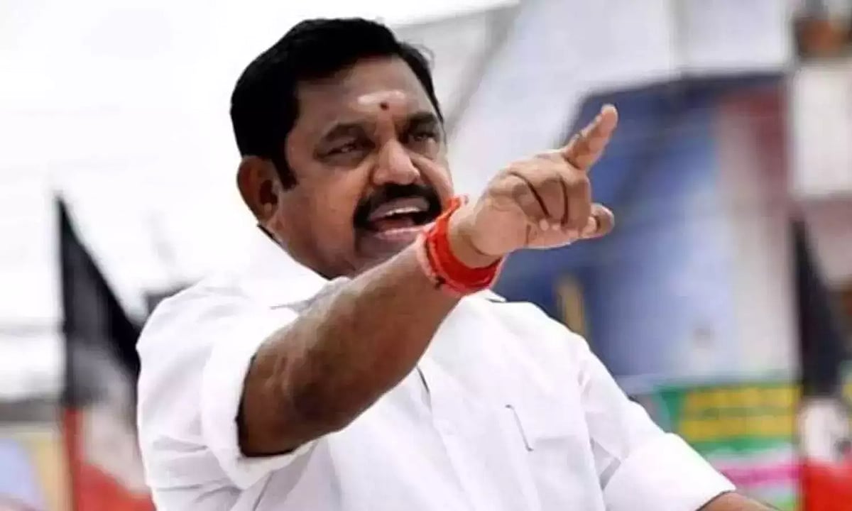 பெரம்பலூர் மாவட்டச் செயலாளரை நீக்கினார் எடப்பாடி பழனிசாமி