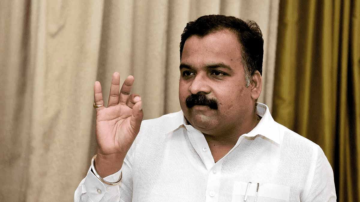 நீட் வினாத்தாள் கசிவு: தேசிய தேர்வு முகமை விளக்கம் போதுமானதல்ல என மாணிக்கம் தாகூர் விமர்சனம்