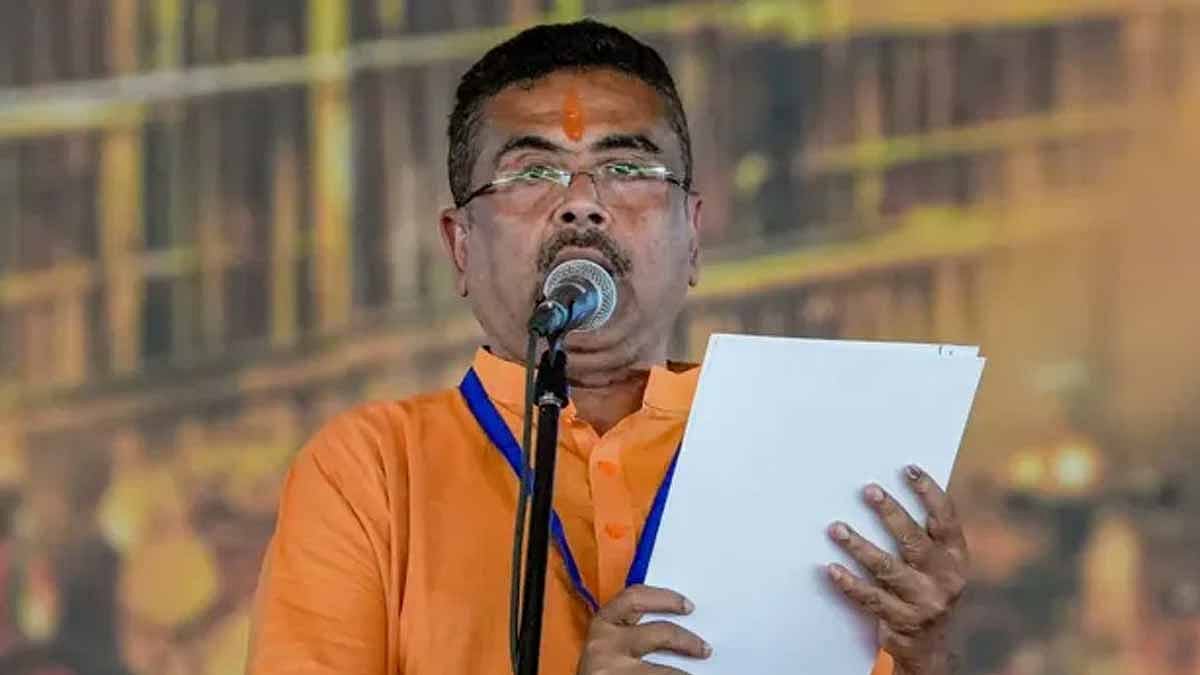 சட்டவிரோத ஊடுருவல்காரர்கள்