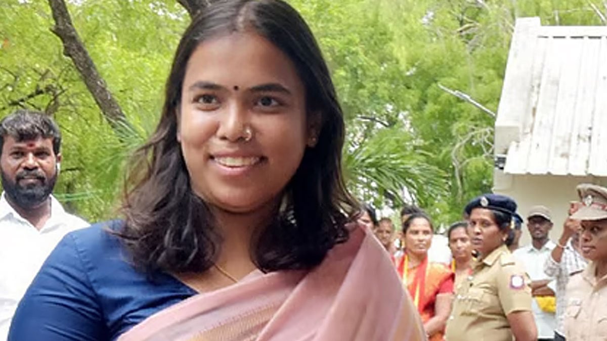 கோவை சிறுமி கொலை வழக்கு: உடல்மொழி குறித்து அமைச்சர் கீர்த்தனா விளக்கம்