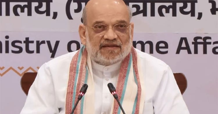 சர்வதேச எல்லை அருகே சட்டவிரோத கட்டுமானங்களை அகற்ற அமித்ஷா உத்தரவு
