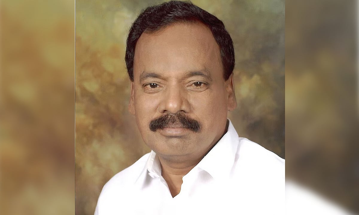 சட்டமன்ற உறுப்பினர்களின் ராஜினாமா: சிபிஐ விசாரணை கோரு எம்.பி. தனபால்