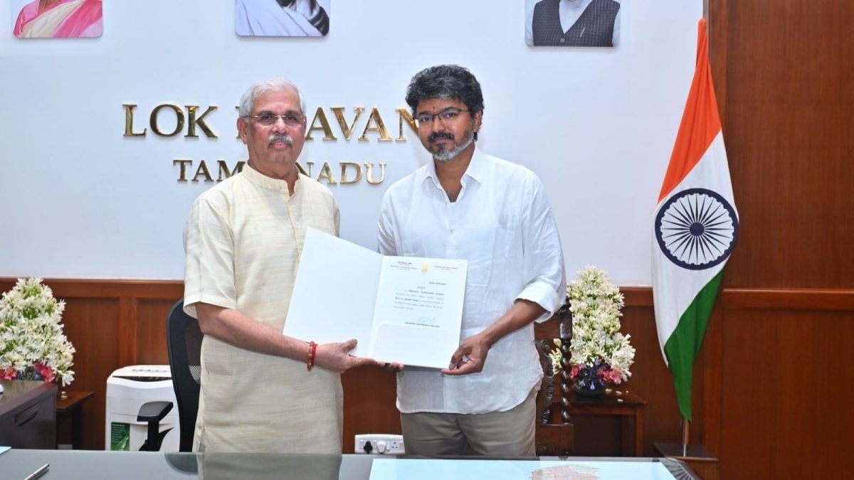 தமிழக அமைச்சரவை விரிவாக்கம்: 20 புதிய அமைச்சர்கள் நாளை பதவி ஏற்பு