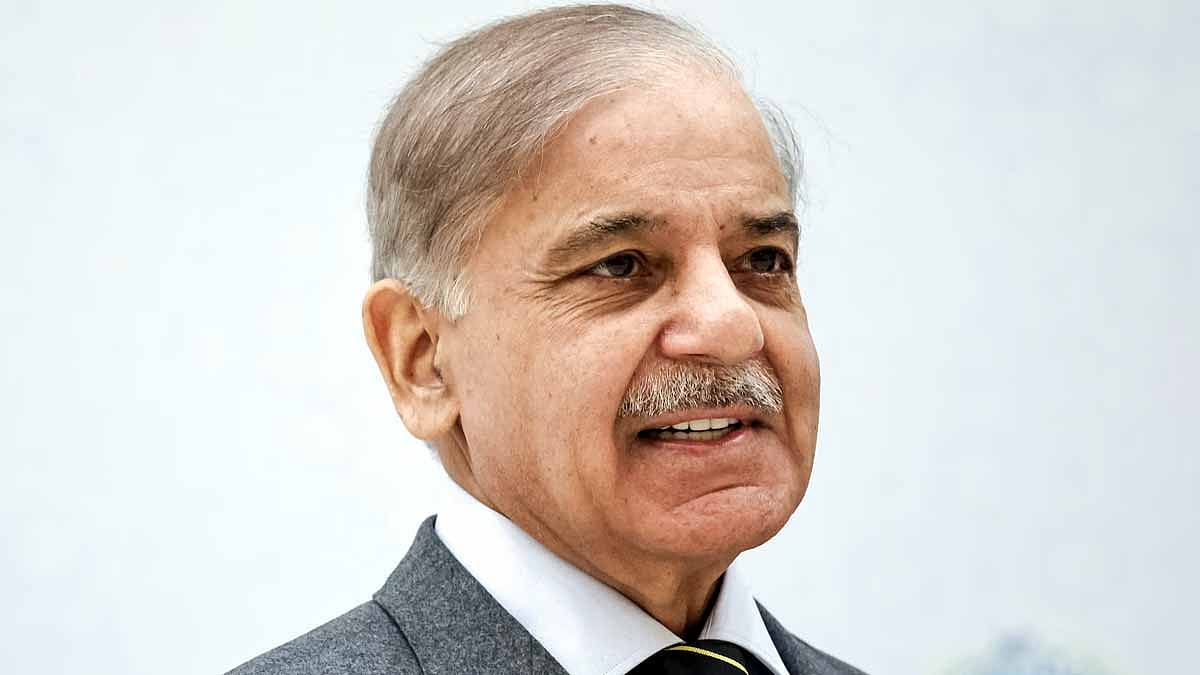 மெகா ஊழல் வழக்கில் பாகிஸ்தான் பிரதமரின் மகள் விடுதலை (மே 5)!