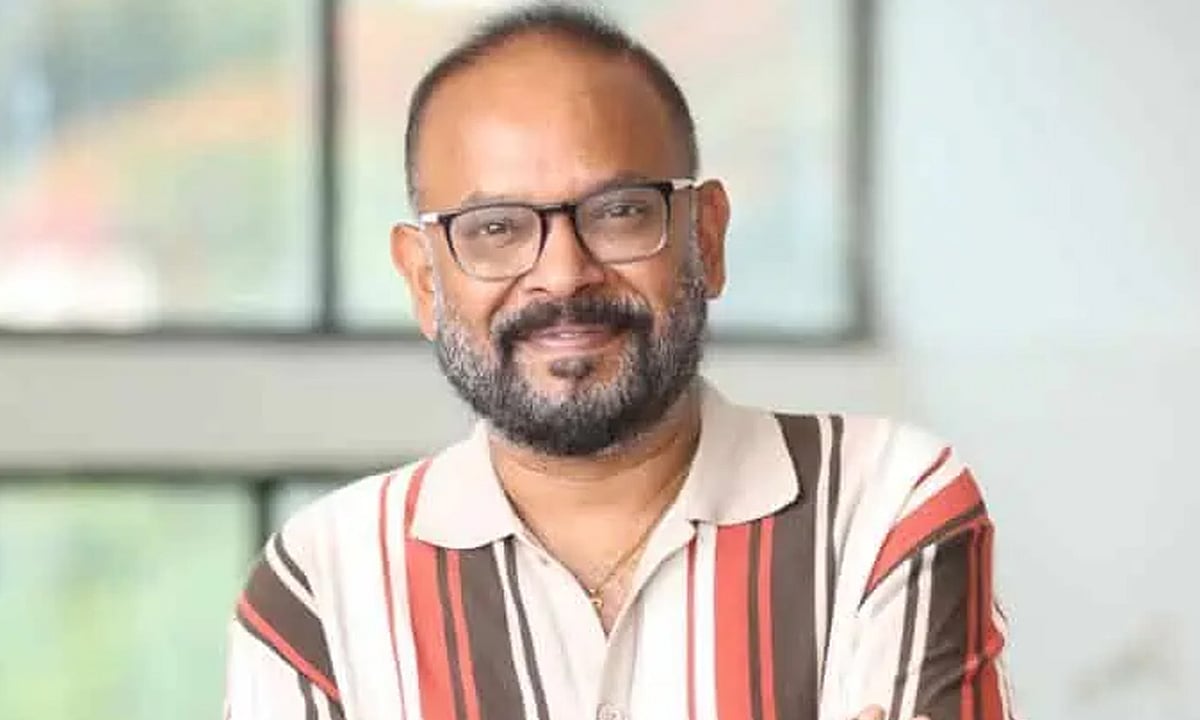 வெங்கட் பிரபு ட்வீட் விஜய் ரசிகர்களுக்கு உற்சாகம் (மே 5)! நல்லதே நடக்குமா?