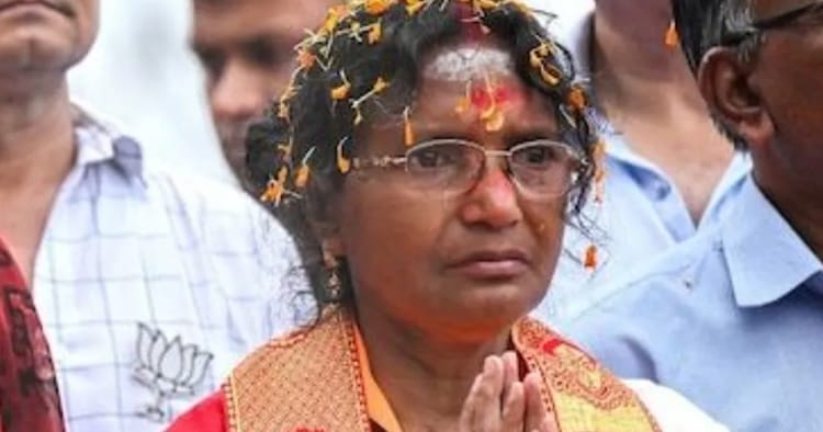 மே.வங்க மருத்துவ மாணவி கொலை: தாயார் 56,000 வாக்குகள் முன்னிலை