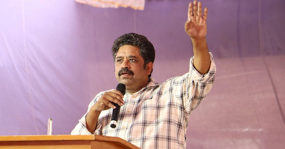 பள்ளிகளில் சினிமா ரசனைக் கல்வியை அறிமுகப்படுத்தக் கோரிக்கை: இயக்குநர் சீனு ராமசாமி appeal
