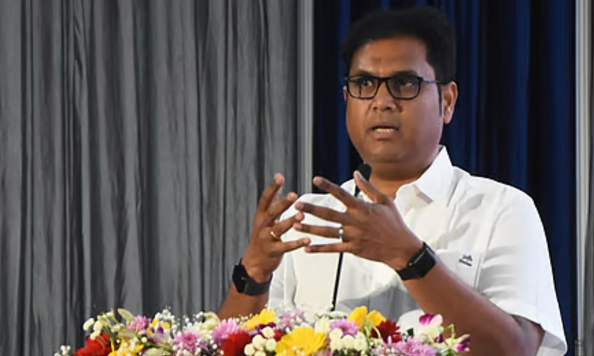 நான் முதல்வர் திட்ட ஆசிரியர்கள் பணிநீக்கமா? திமுக அனுமதிக்காது – டிஆர்பி ராஜா எச்சரிக்கை (Live Update)