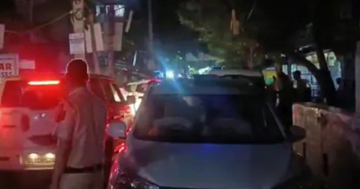 டெல்லியில் புதிய பயங்கரவாத அச்சுறுத்தல் (Live Update) – 9 பேர் கைது!