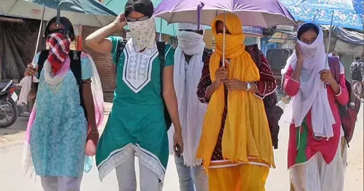 தமிழகத்தில் 10 இடங்களில் வெப்பம் 100 டிகிரி பாரன்ஹீட்டை தாண்டியது: வானிலை ஆய்வு மையம் தகவல்