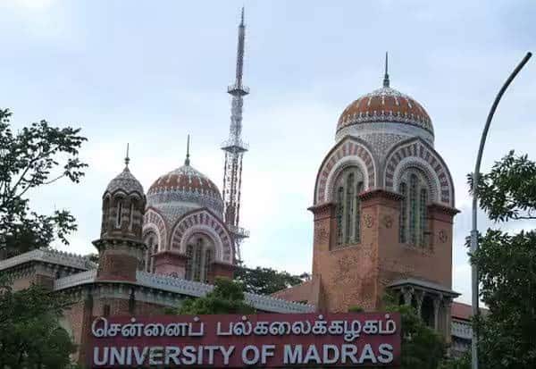 தமிழக அரசுப் பல்கலைக்கழகங்களில் கடும் பேராசிரியர் பற்றாக்குறை: பாதிக்கும் மேற்பட்ட பணியிடங்கள் காலியிடம்