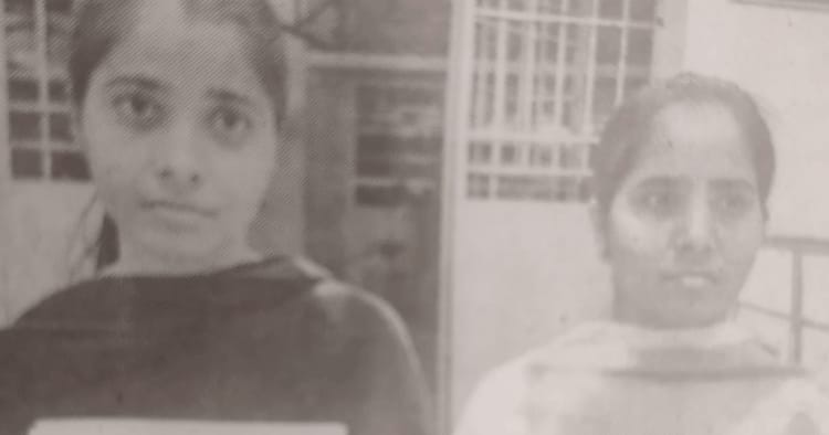திண்டுக்கல்லில் கடன் சுமையால் மகள்களை விற்க முயன்ற தந்தை: மாவட்ட ஆட்சியரிடம் புகார்