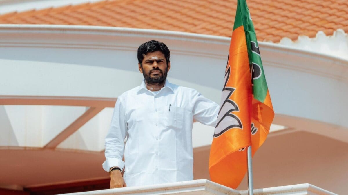 பாஜகவில் இருந்து விலகி புதிய கட்சி தொடங்குவாரா அண்ணாமலை? டெல்லியில் முக்கிய தலைவர்களுடன் ஆலோசனை