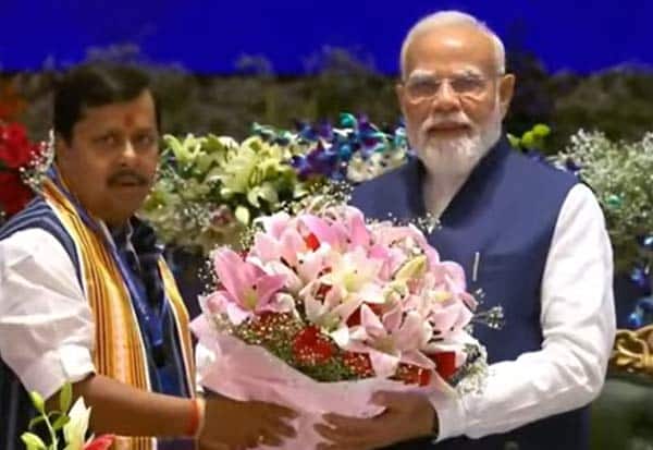 பாரத் மண்டபத்தில் பிரதமர் மோடிக்கு பாராட்டு விழா: நீண்ட கால பிரதமர் என்ற சாதனையை அங்கீகரித்த நிகழ்வு