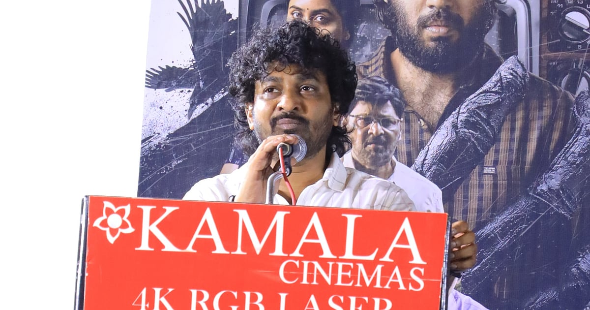 தனுஷை மனதில் நினைத்து எழுதப்பட்ட கதை: ‘டார்க்’ படக்குழுவின் ट्रेलर வெளியீட்டு விழா
