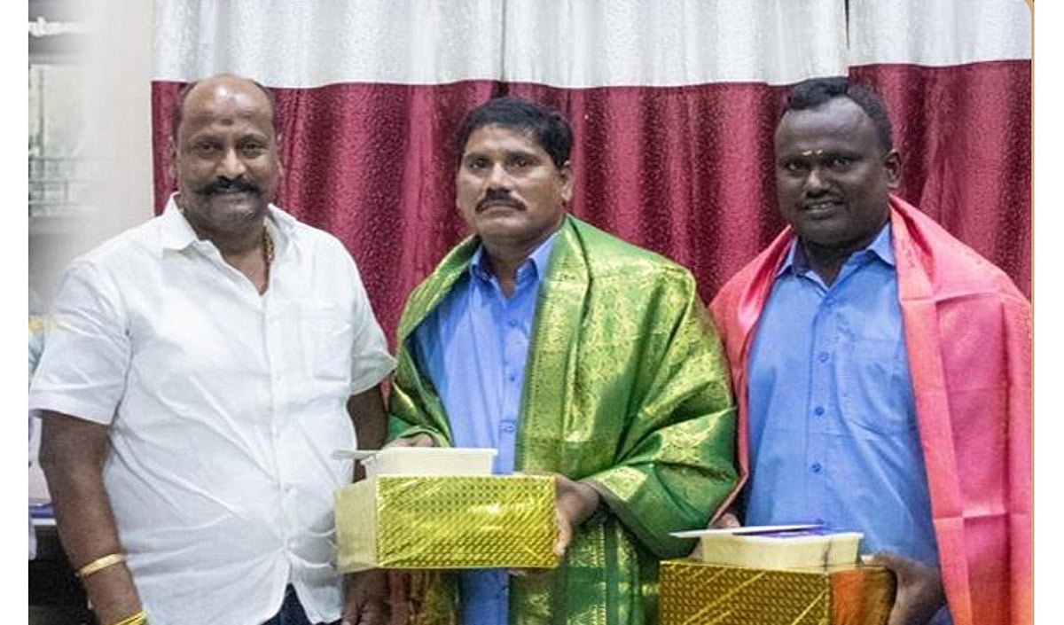 போக்குவரத்து அமைச்சர்